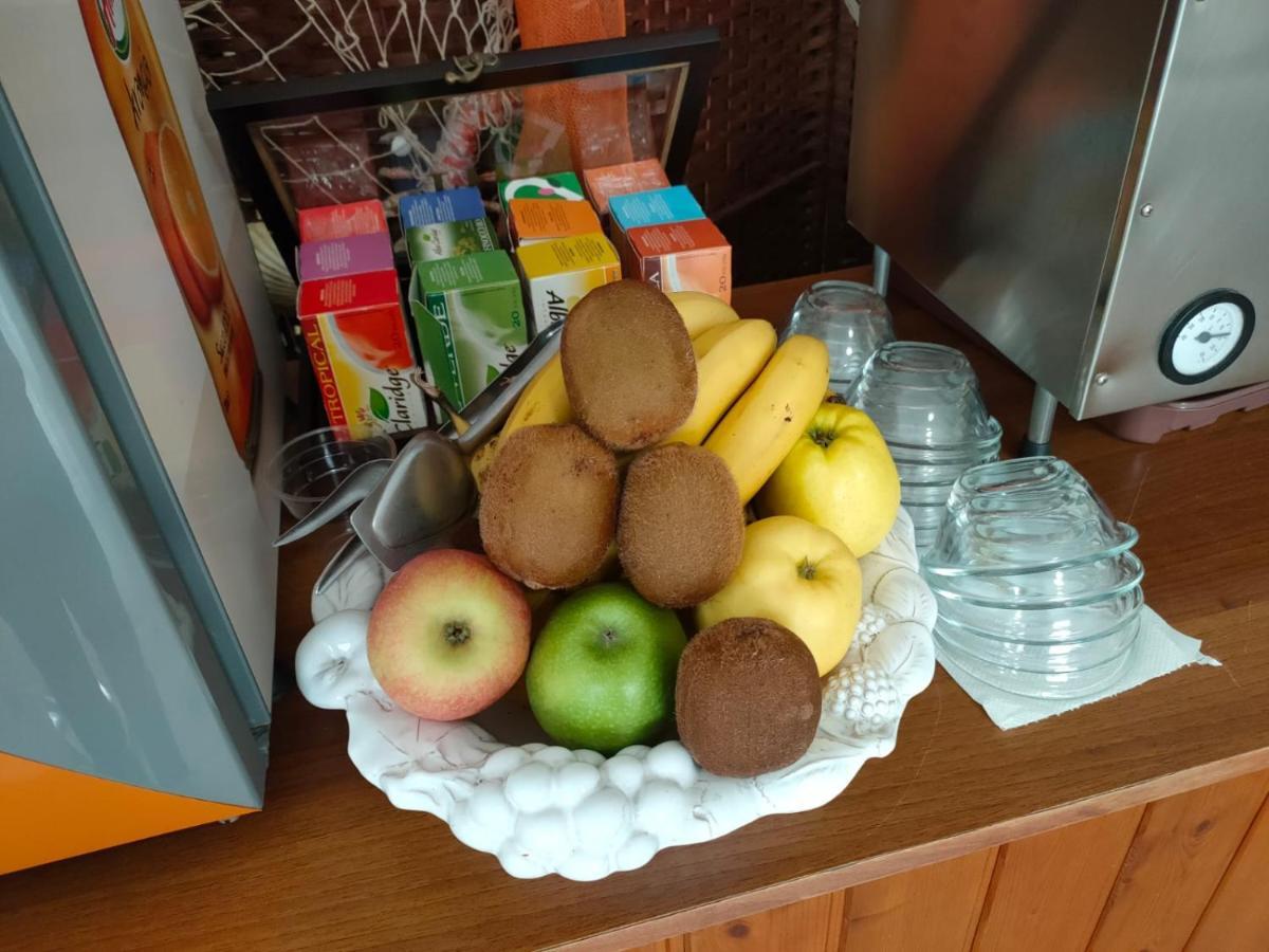 劳拉酒店 卡瓦利诺 外观 照片